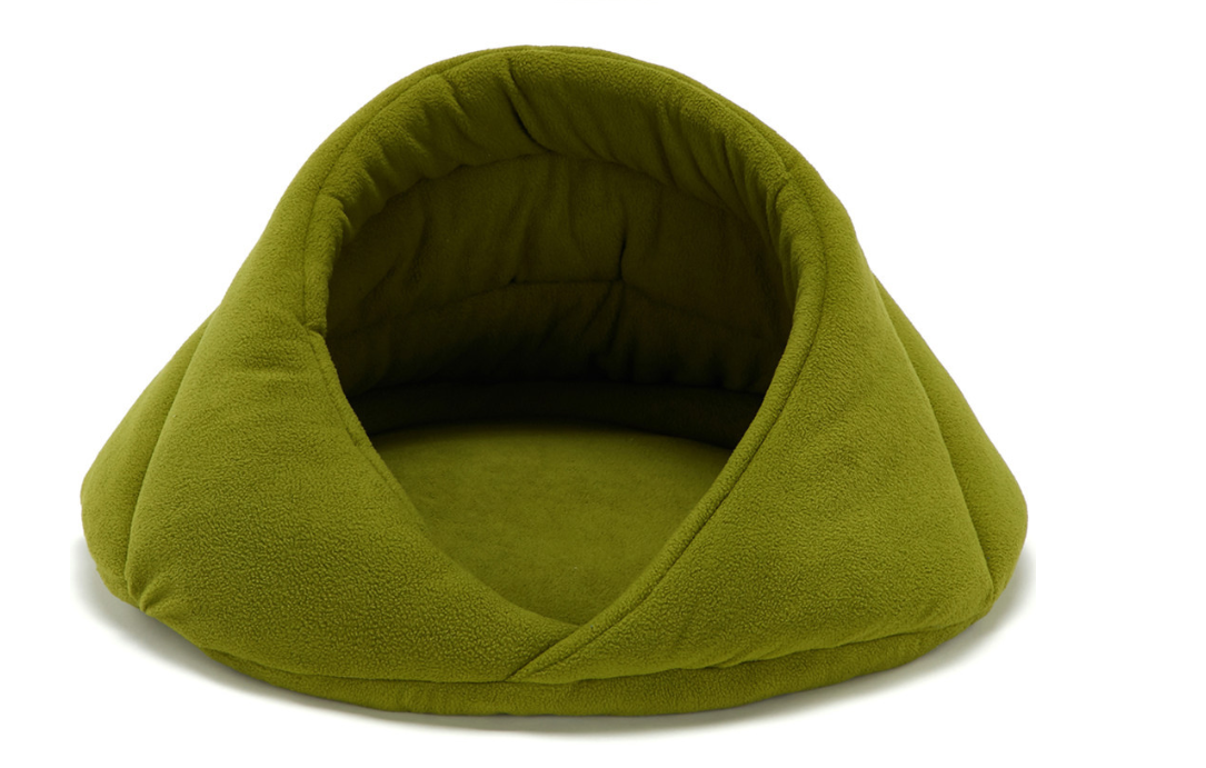 PAW & CO. Cozy Fleece Pet Bed