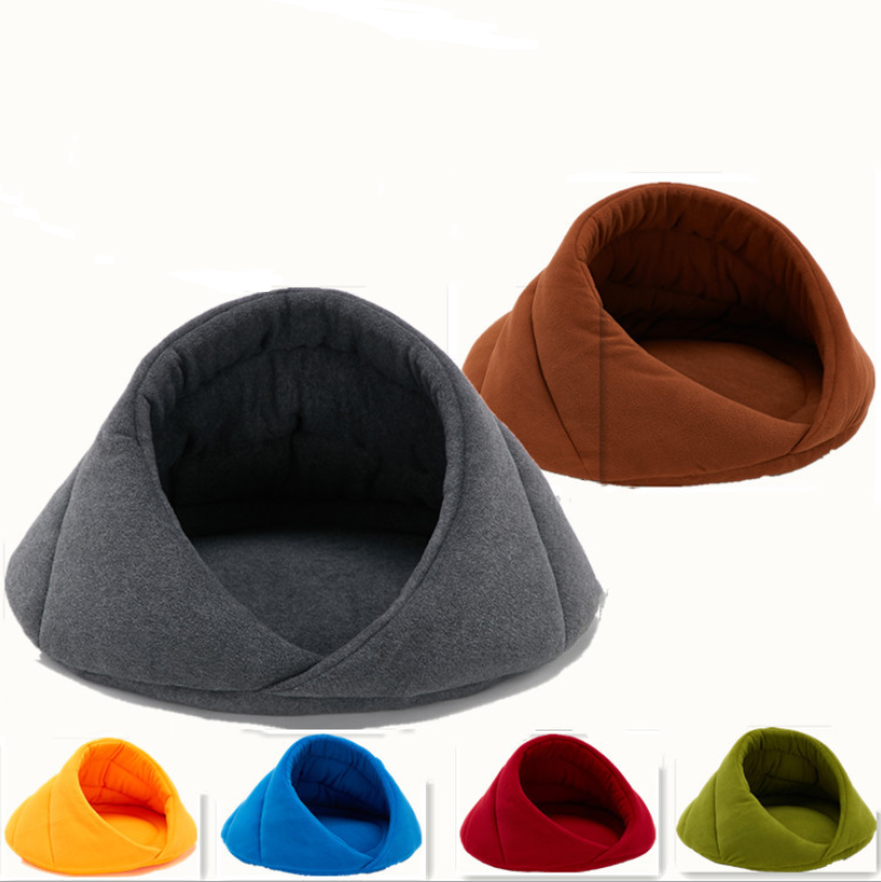 PAW & CO. Cozy Fleece Pet Bed