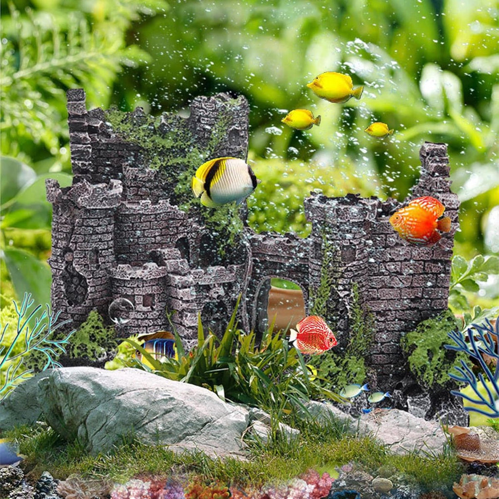 Resin Aquarium Castle Hideout – 17cm