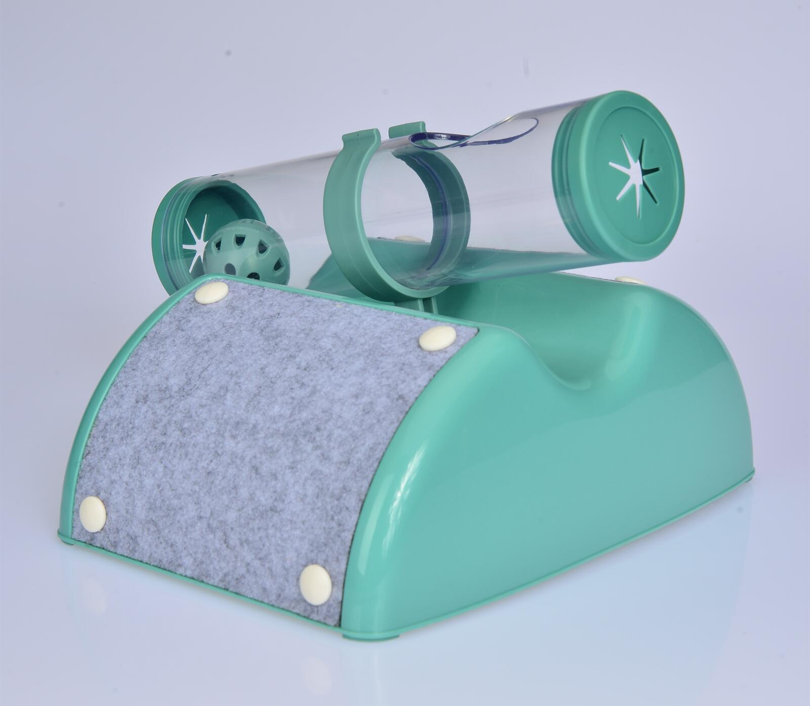 Peek & Play Cat Activity Box – Green